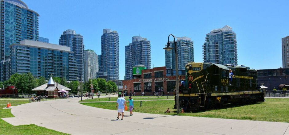 toronto after business hours